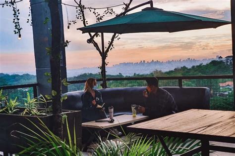 ️ Affordable Getaway: Best Budget Staycation Spots .